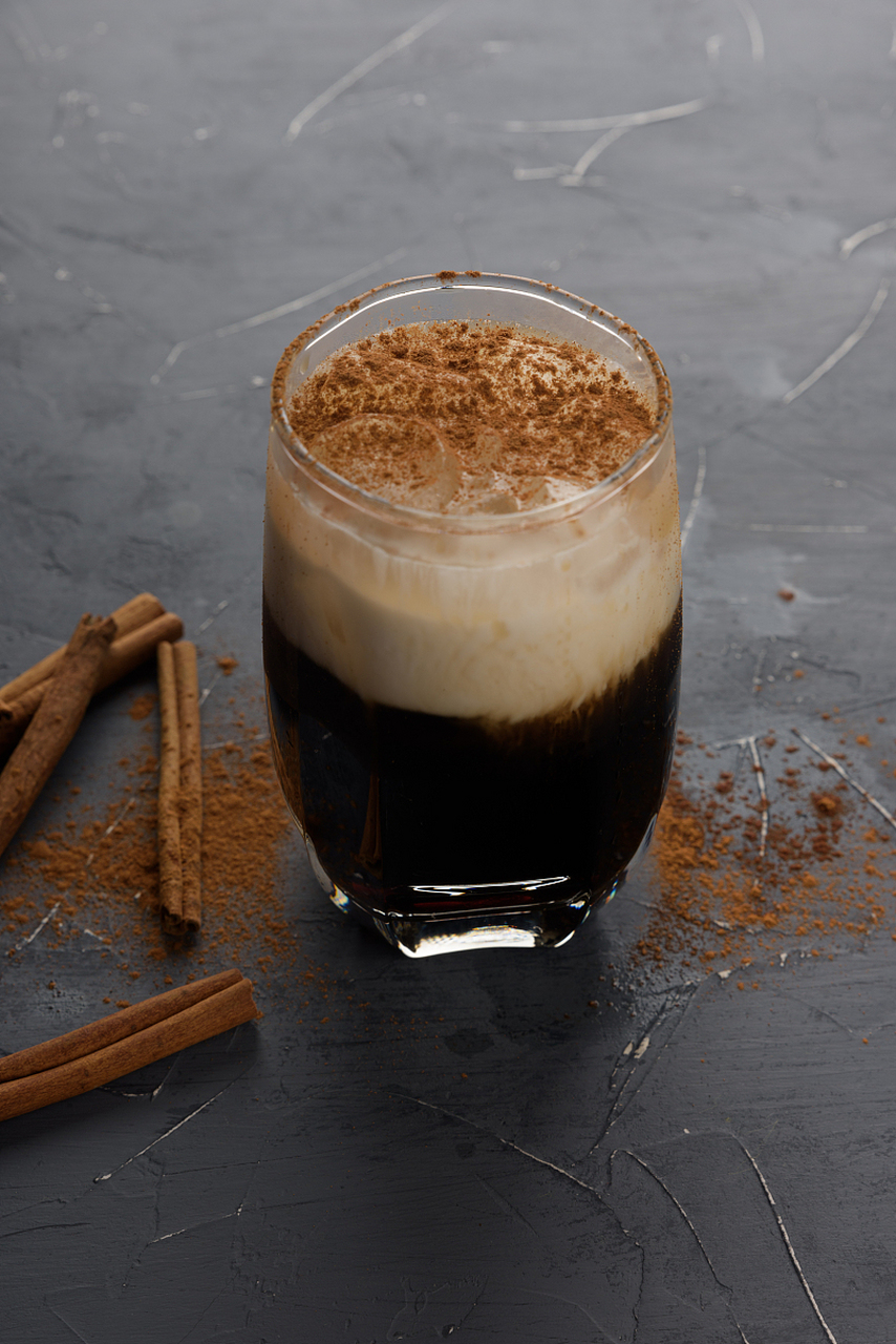 冬日养生食谱之肉桂奶茶 养生肉桂奶茶制作非常简单,只需准备红茶包一