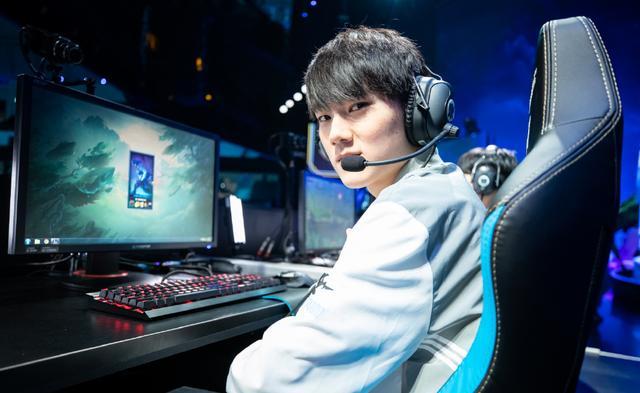 ig冠军皮肤签名出来了,jkl被自己id坑到,网友:与尺帝一决高下