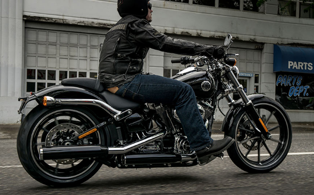 哈雷 harley-davidson 突破者 2015 breakout 参数!