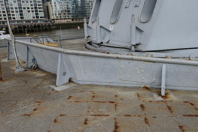 图解英国皇家海军贝尔法斯特号轻巡洋舰