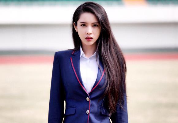 一组潘霜霜的珍贵照片,快来欣赏下