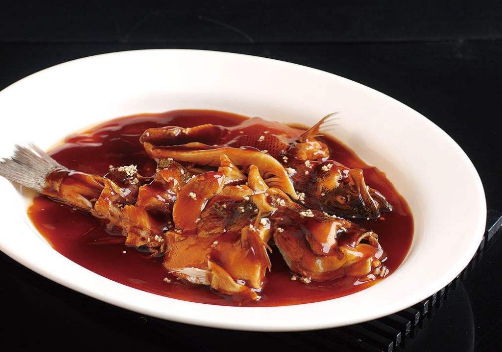 烧汁鲈鱼就是要这样做,才会有暖暖的味道