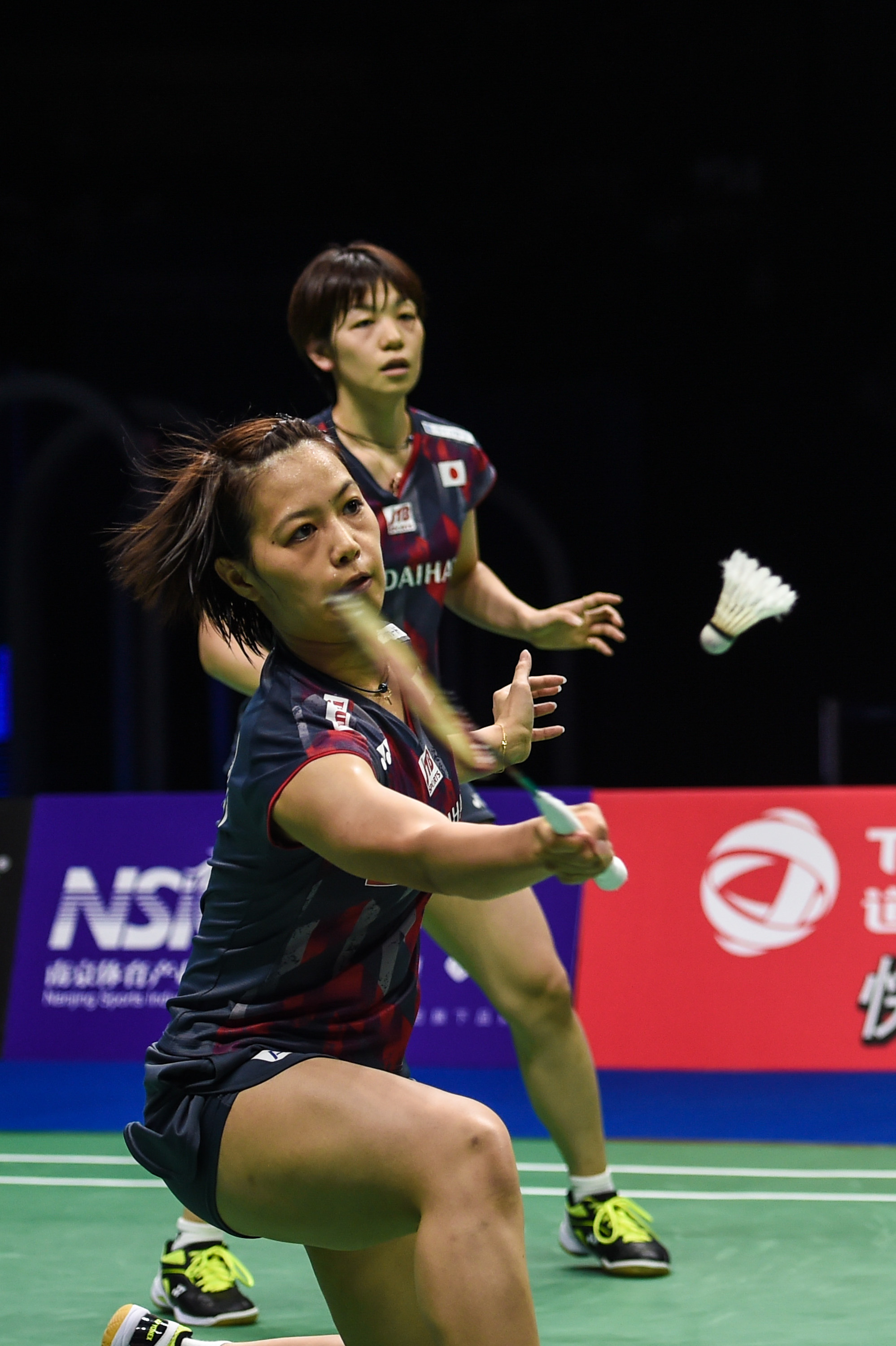 羽毛球——世锦赛:福岛由纪/广田彩花对阵松本麻佑/永原和可那