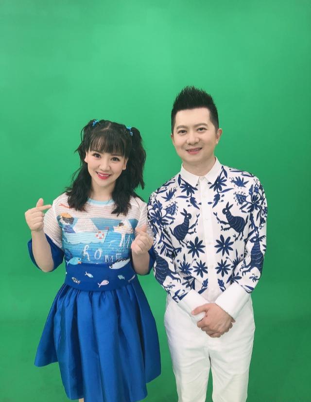 红果果绿泡泡居然是夫妻?两人看着比15年前年轻