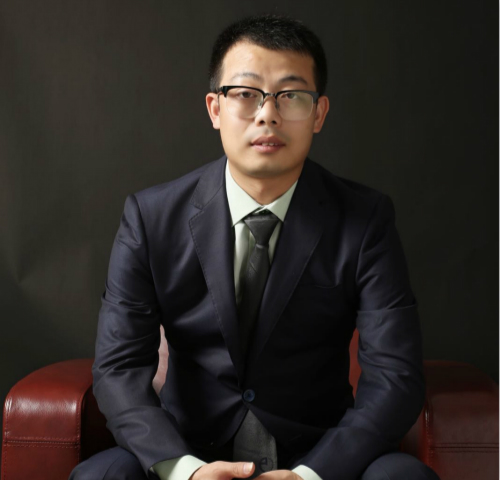 合利宝支付ceo章凯荣获"2018新时代商业领袖"大奖