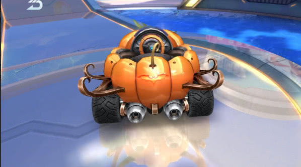 qq飞车:万圣新车南瓜车上架,外观新颖性能好,玩家:又是玩具