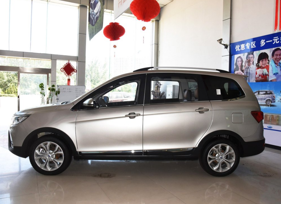 7座大空间中型suv——实拍开瑞汽车k60,指导价:5.88-8.18万元