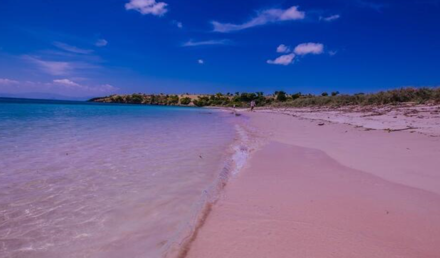 龙目岛粉色沙滩攻略,俘获你的少女心!