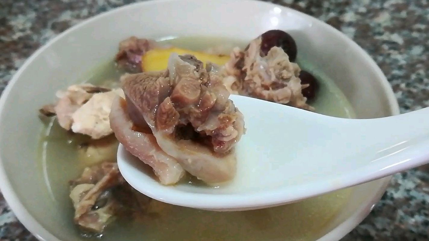 在家煲一碗广式老火靓汤,犒劳自己