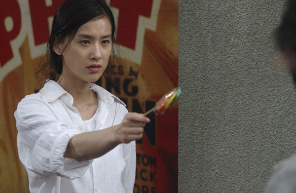 黄圣依为回应演技差,再现《功夫》哑女剧情,网友:消费or致敬?