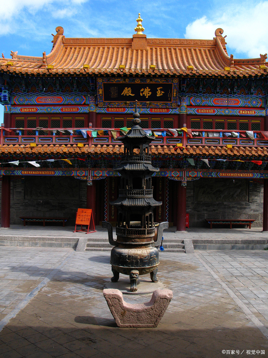 内蒙古阿贵庙:阴山脚下的汉藏文化交融地标 千年香火映证边疆信仰