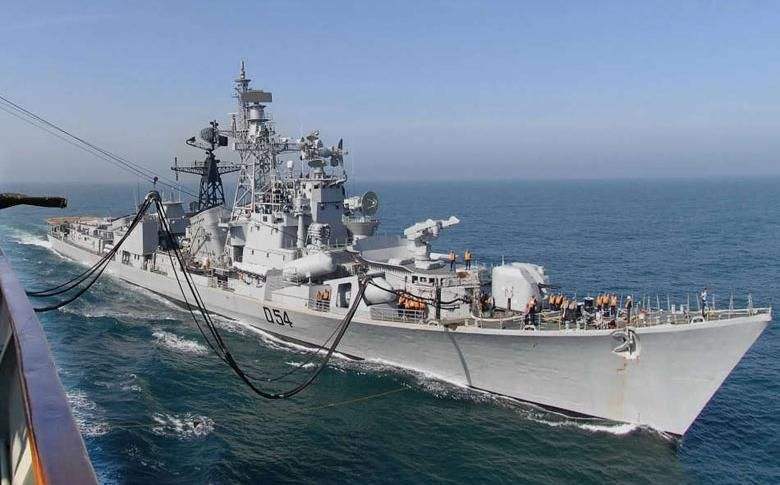 印度海军倾巢出动,直奔巴基斯坦领海,巴军紧急向国际求助