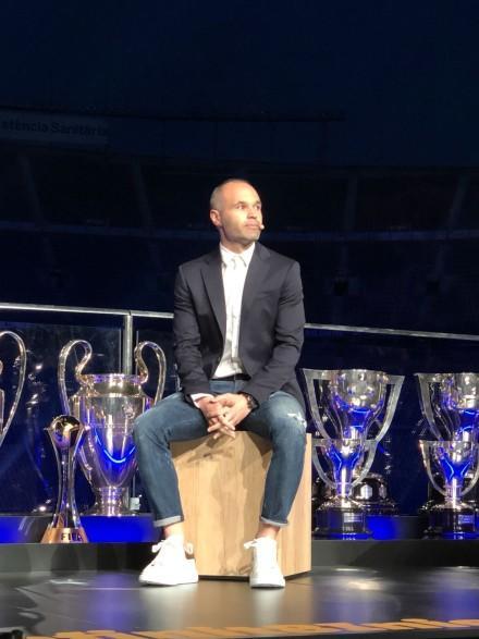 图集-伊涅斯塔告别仪式,哈布白再度同框