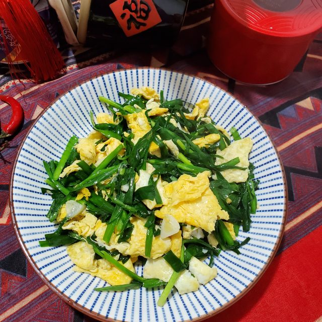 韭菜炒鸭蛋,简单又美味的营养家常小炒