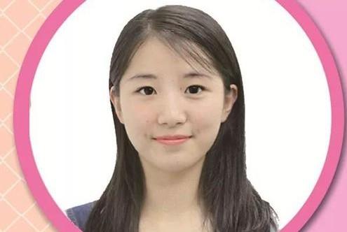 从年级300名到高考状元,715分进清华,她说:面对逆境,谨记两点