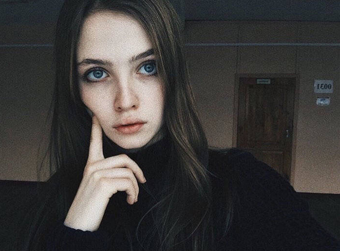 俄罗斯麻豆alisa brunevich,少女感十足的颜值,好美!