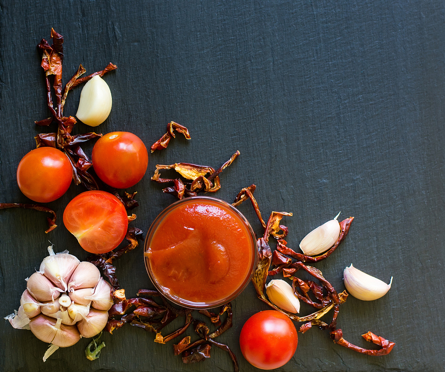 螃蟹和柿子一起食用中毒后如何缓解	 螃蟹和柿子同食,很有可能会引起