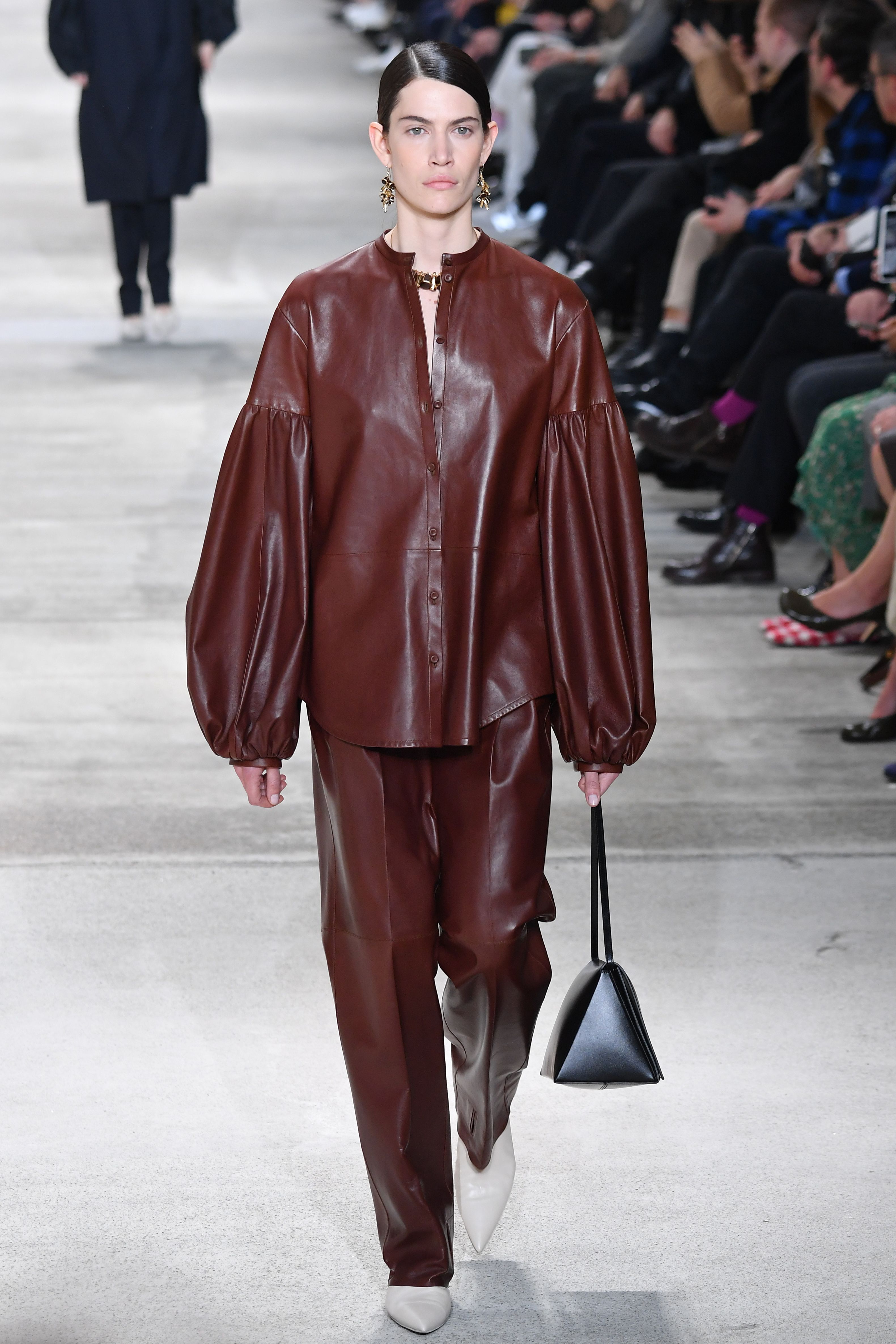 新华社照片,外代,2020年2月20日    米兰时装周——jil sander品牌