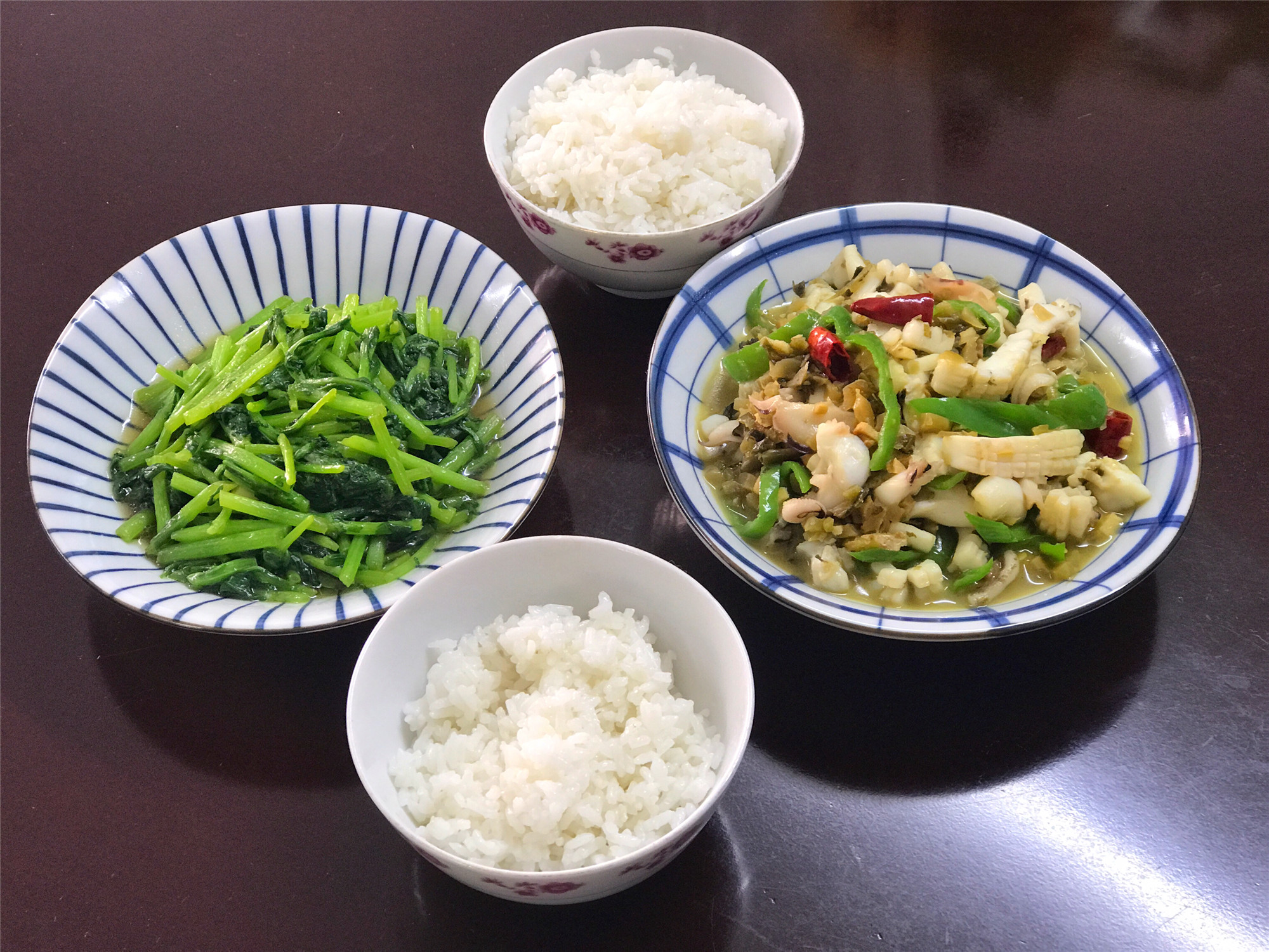 宅家10天不出门,和孩子2个人的午餐吃点啥?家常便饭吃得香