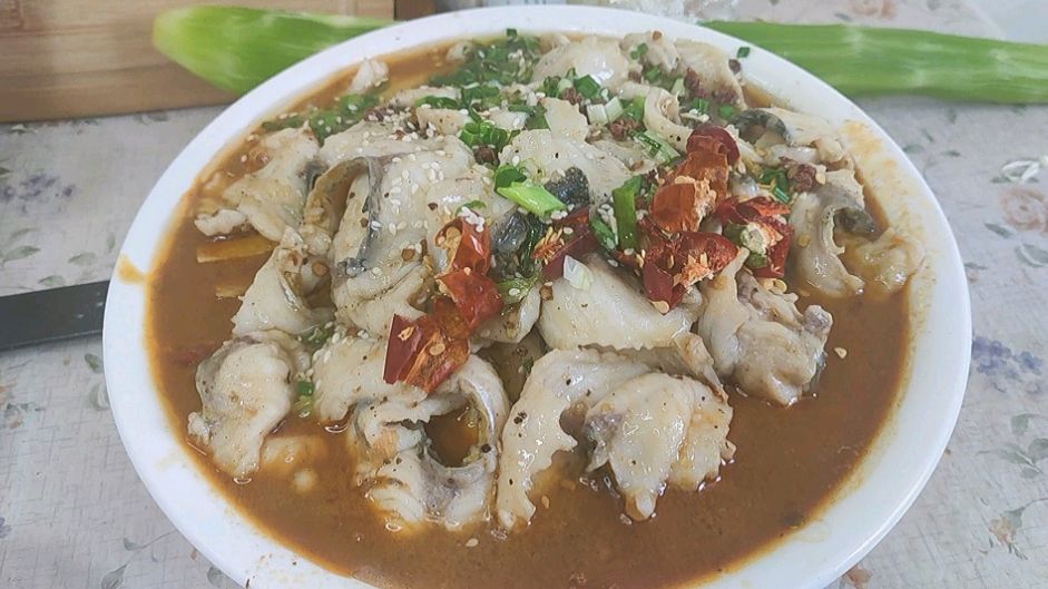 水煮鱼怎么做才好吃,很多人第一步就错了,厨师都不告诉你的秘密