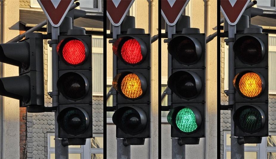 中国台湾奇葩公路,1000多米31组红绿灯,司机:踩刹车踩得脚颤栗