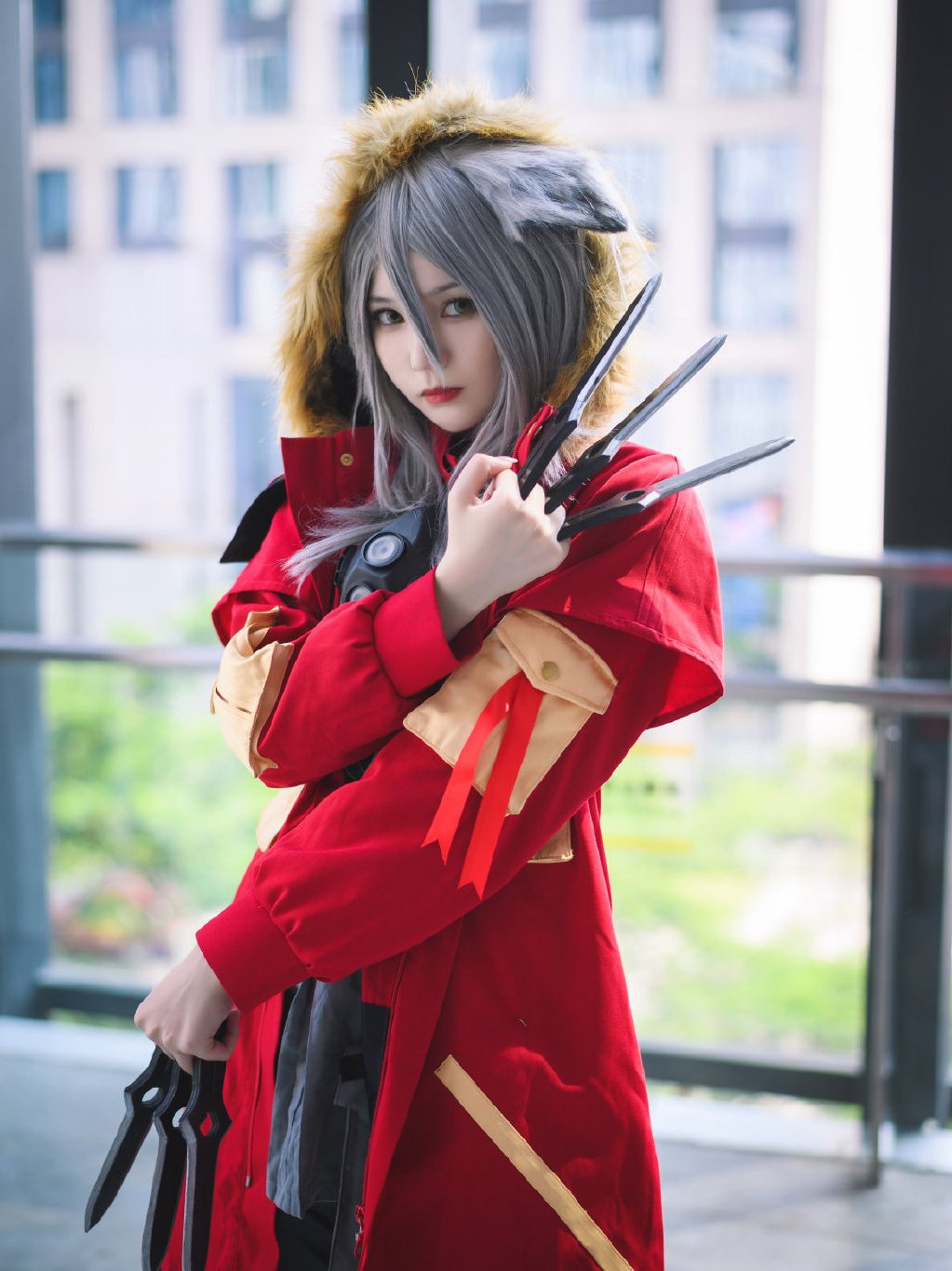 明日方舟红cos:这个戴着小红帽的快速复活特种干员,你喜欢吗?