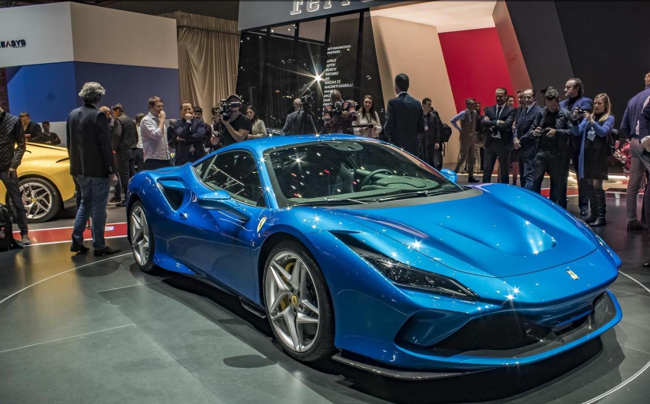 2020款法拉利f8 tributo日内瓦车展实拍,百公里加速需要2.9秒