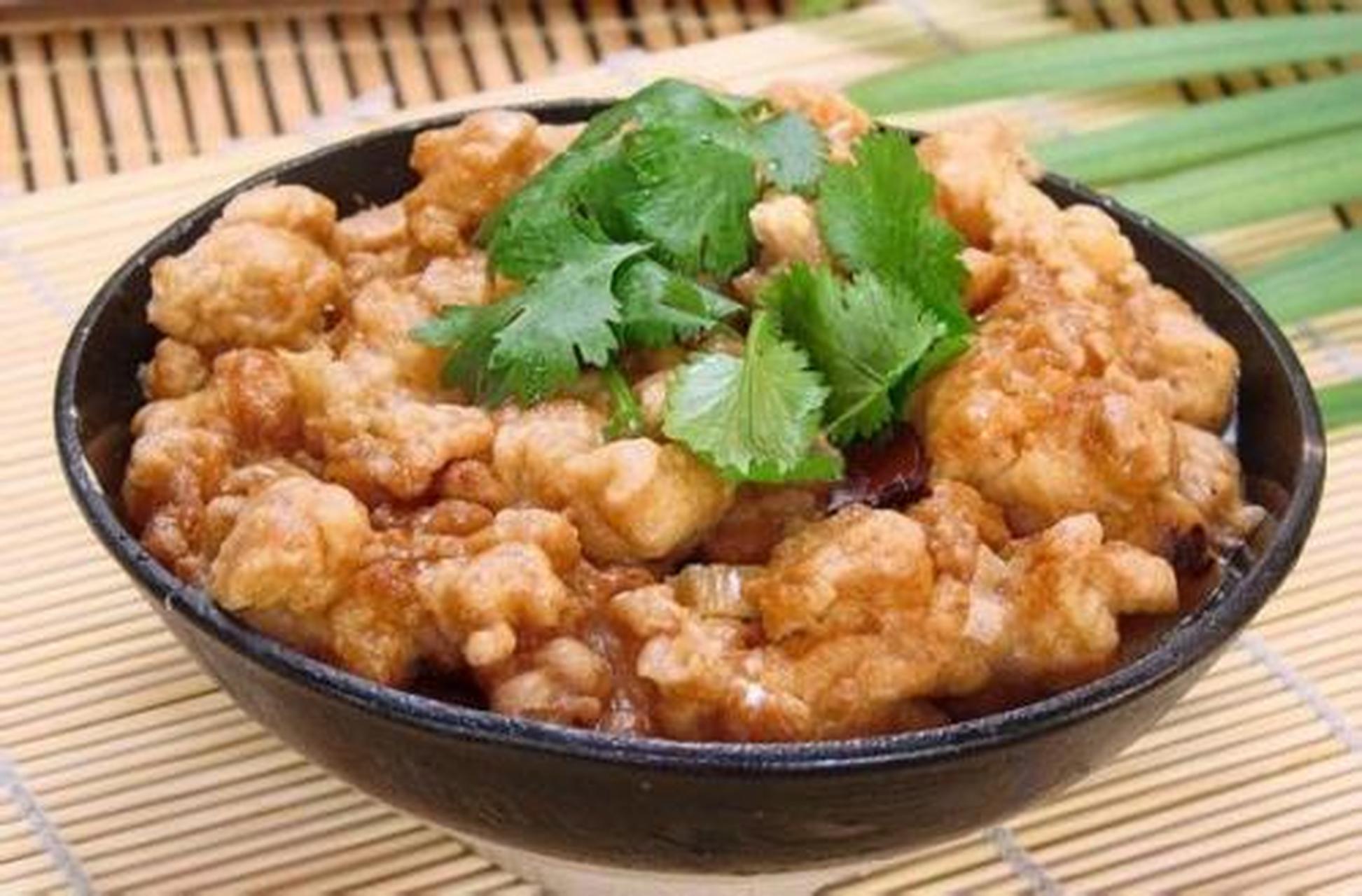 百城百味#安阳:扣碗酥肉,中原地带安阳,口味偏淡,但近年来川菜,粤菜