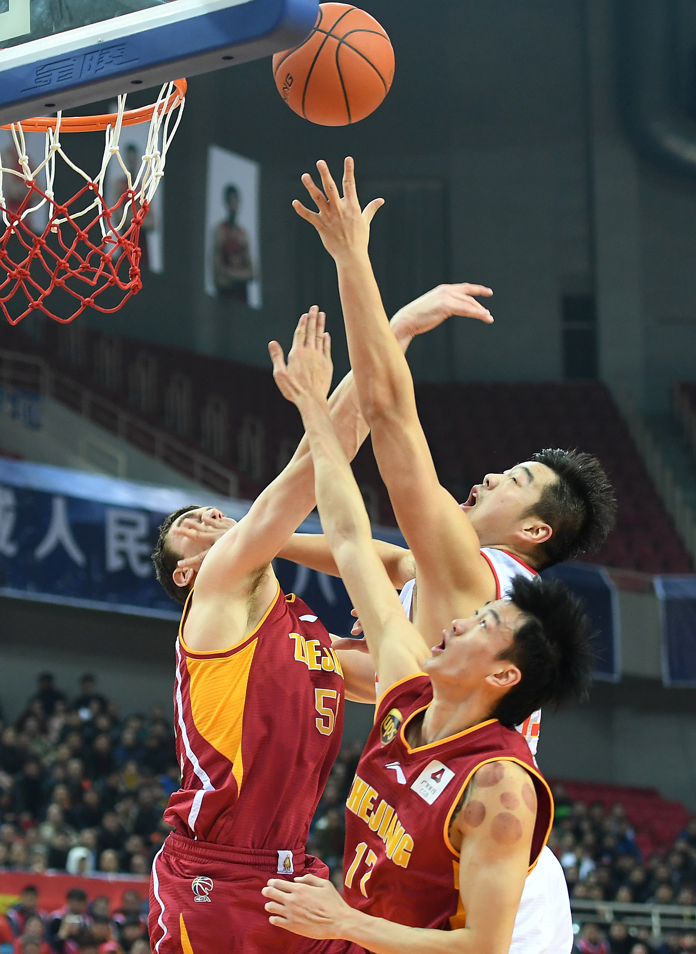 篮球——cba:八一南昌战胜浙江稠州银行(2)