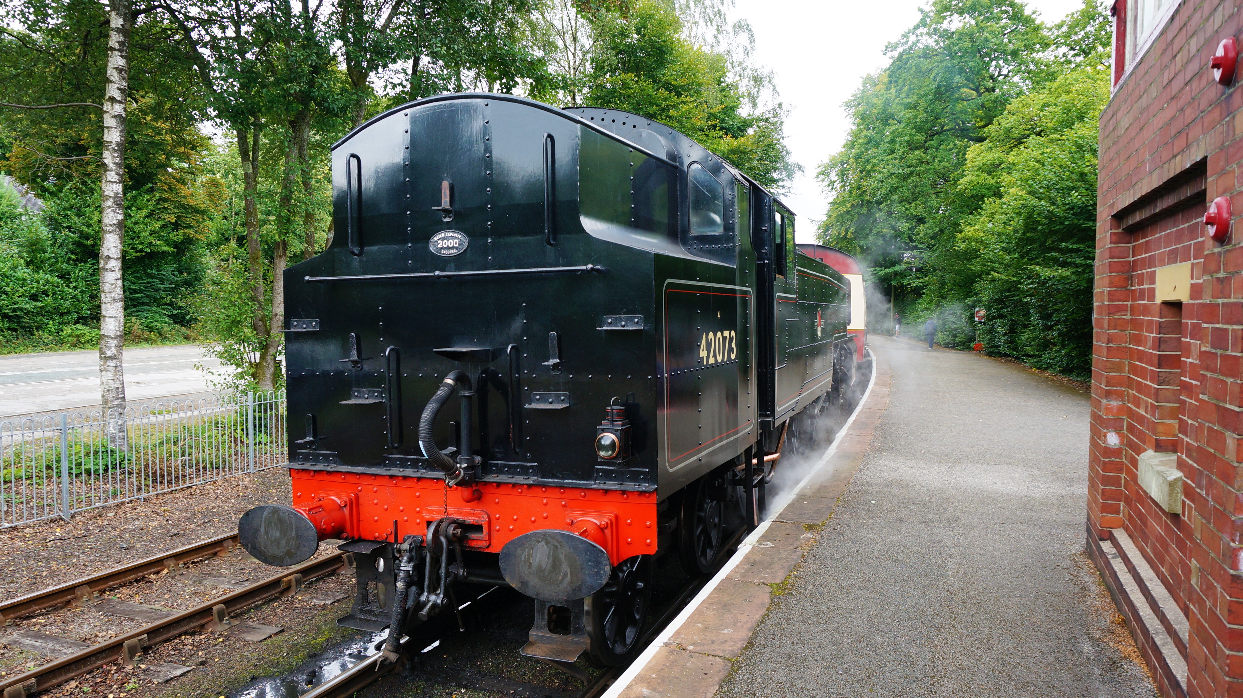 最大的天然湖泊,最老的蒸汽火车,到这体验的不是风景,而是童年