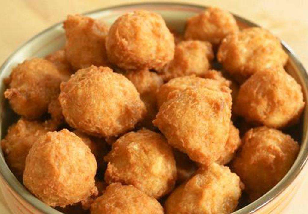 炸肉丸子时,很多人忽略了这一步,难怪肉丸子一炸就散,还不香