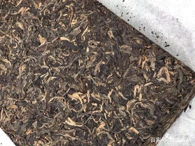 老茶档案:勐海茶厂2003年班章生态青砖1000克(大白菜系列)