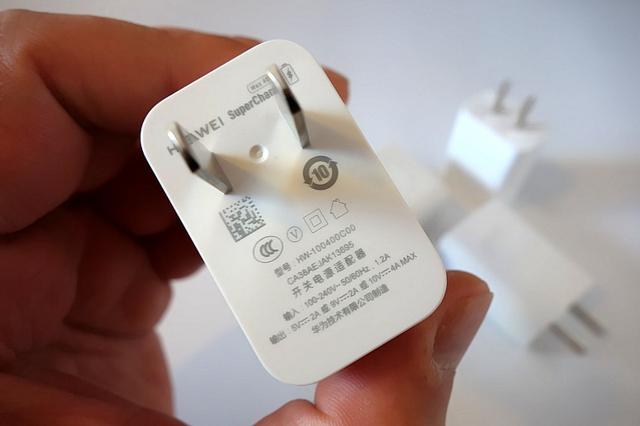 实测荣耀magic2:4种电流强度下,40w超级快充的不同表现