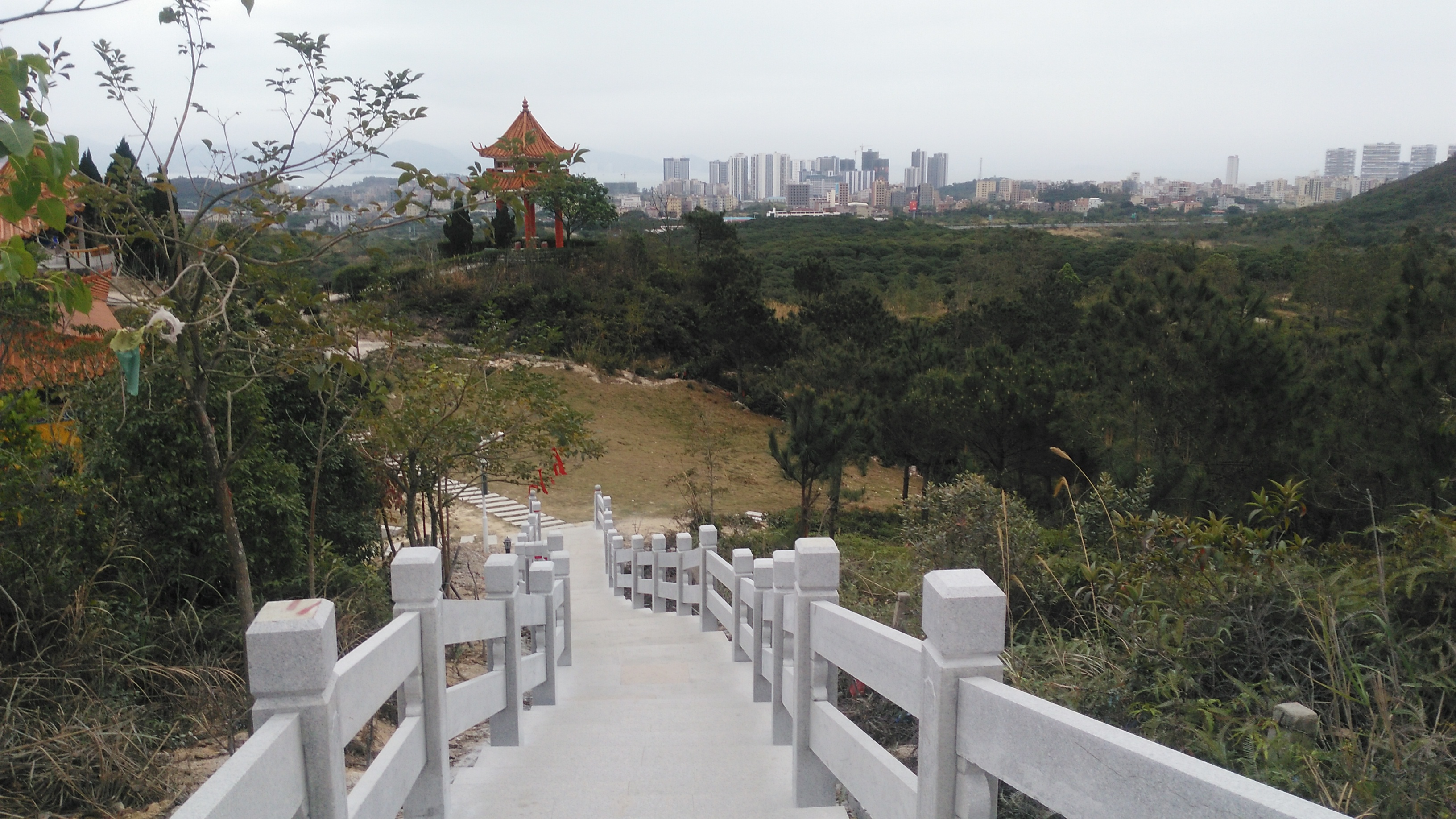 惠州大亞灣清泉古寺後面有一座山,你們爬過嗎?