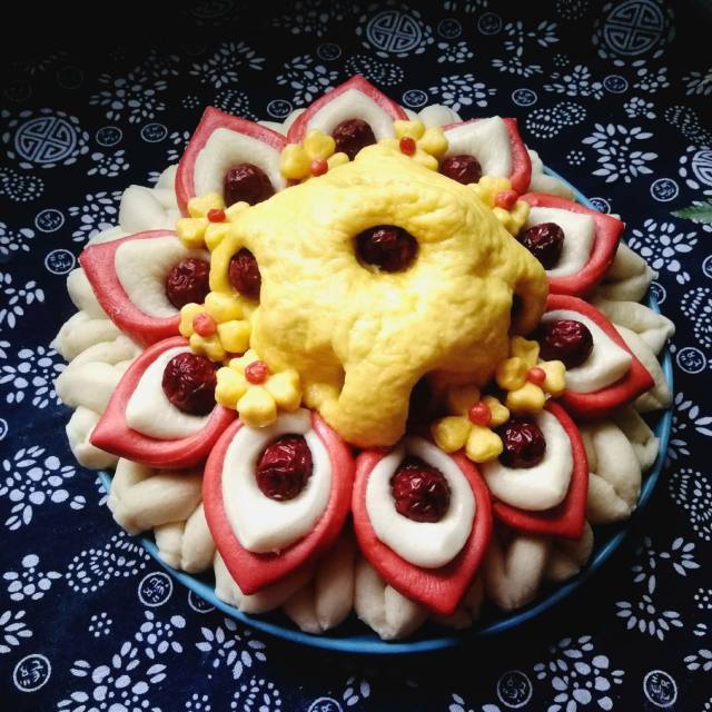 二十八,蒸枣花,我们年年二十八,都要蒸几坨