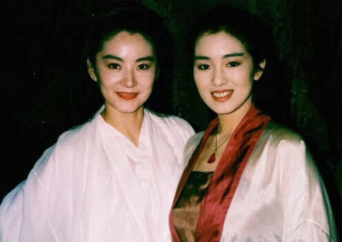 get不到林青霞的美?她与巩俐王菲的合影,差距尤为明显