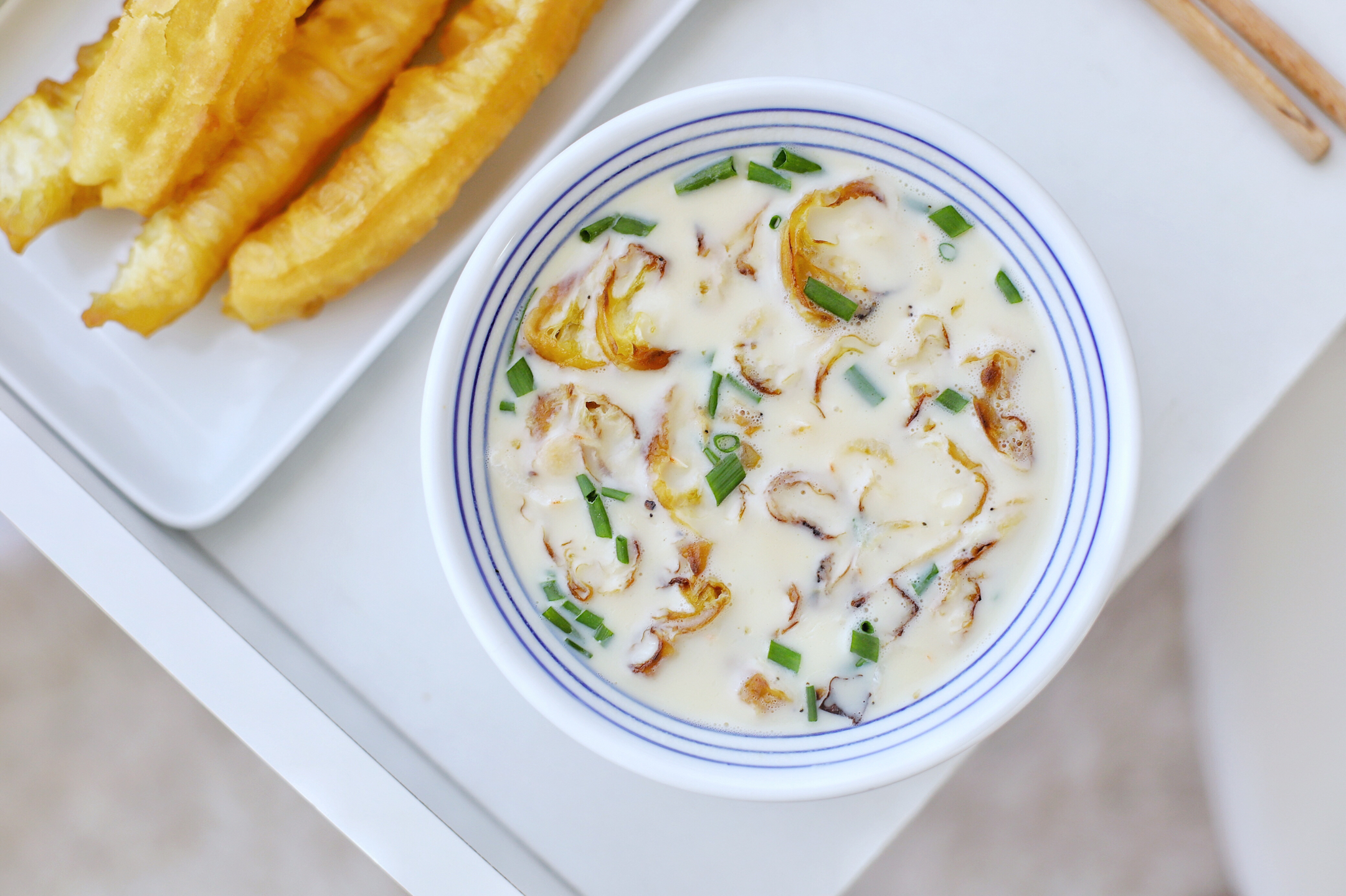 摄影作品推荐:流浪的喵喵小姐《咸豆浆|江苏无锡,早餐中国②》