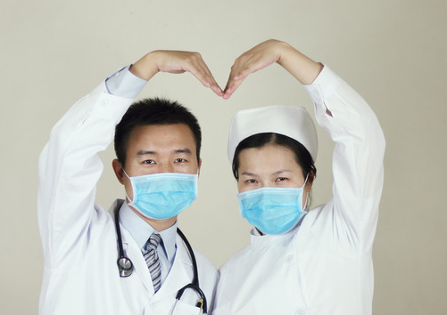 医生为什么很少娶护士?男医生一语道破,说的很现实