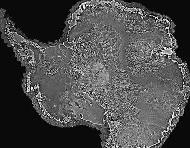 科学家通过卫星观察企鹅大便 来了解南极生态系统健康的状况