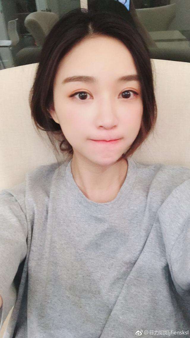 她是王思聪前女友中最成功的,如今结婚生子,事业爱情双丰收!