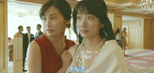 搞笑gif图:男子霸气劫持婚礼现场,结局却是无比的尴尬