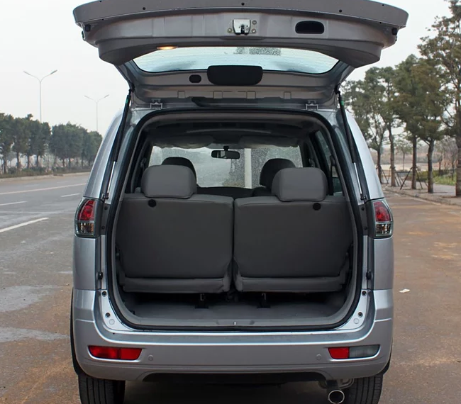 很不错的车型选择东南三菱-君阁,超级实惠,有独特的审美观