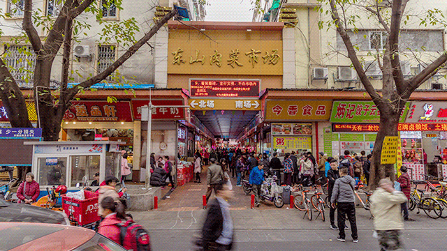 内容来源:吃喝玩乐in广州 广州遍地美食绝对不是开玩笑 就连在菜市场