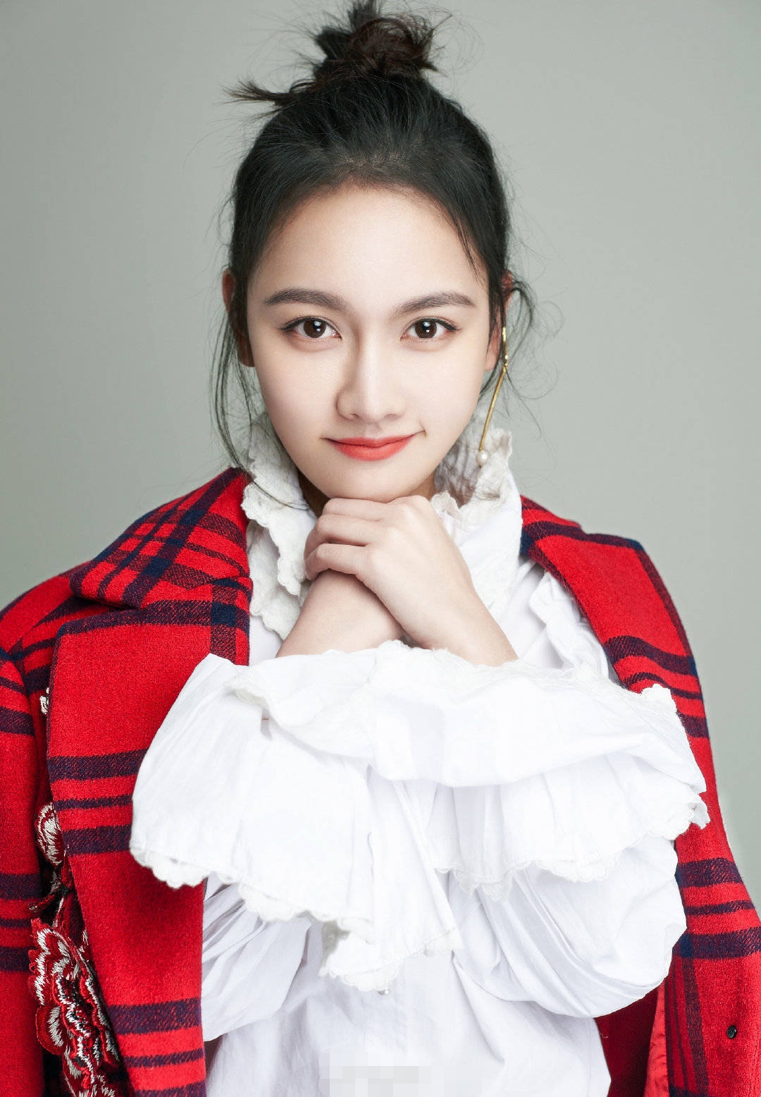 今日,李响在北京低调举行婚礼,伴郎团曝光,由好友刘同,陈默,马睿组成