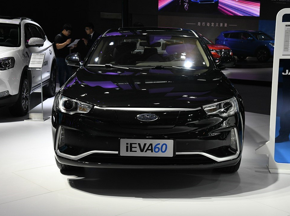 江淮ieva60,整体造型独特,极具现代感内饰宽敞