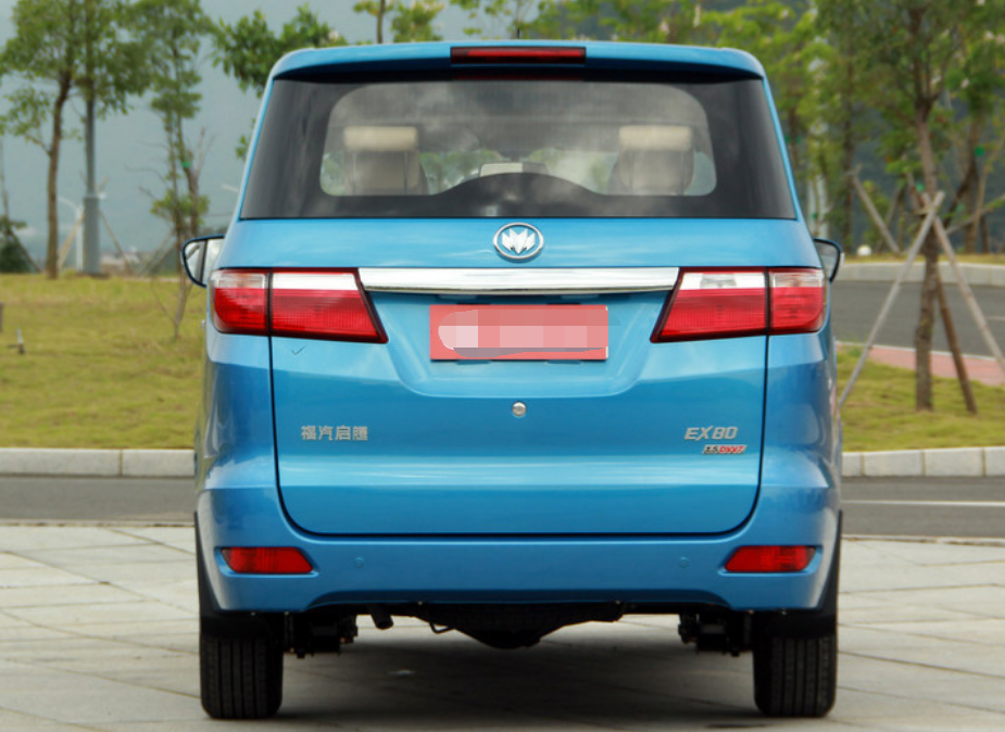 精气神十足的福汽新龙马启腾ex80,整体看上去更有气势