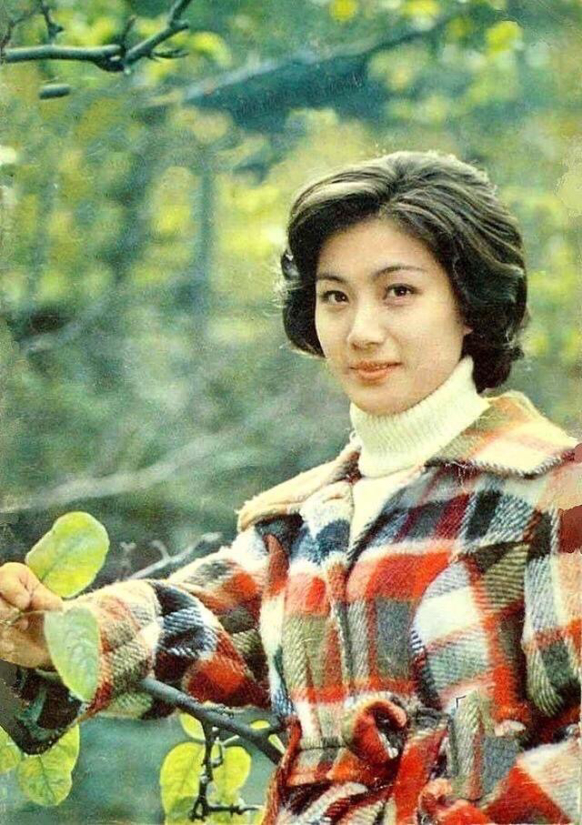 中国80年代电影女演员,有一种原生态的自然美