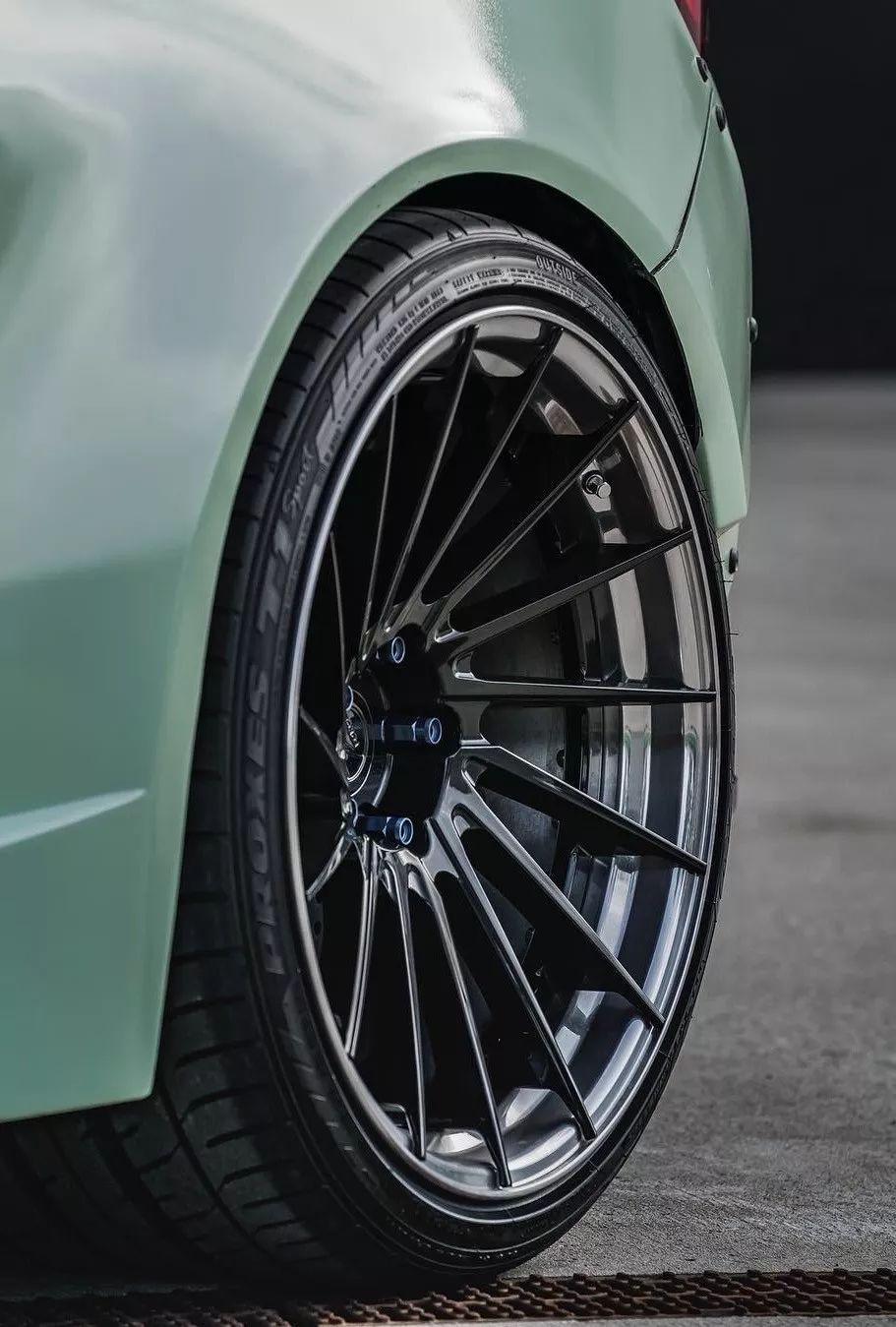 「壁纸特辑」轮毂改装的春天何时能来?