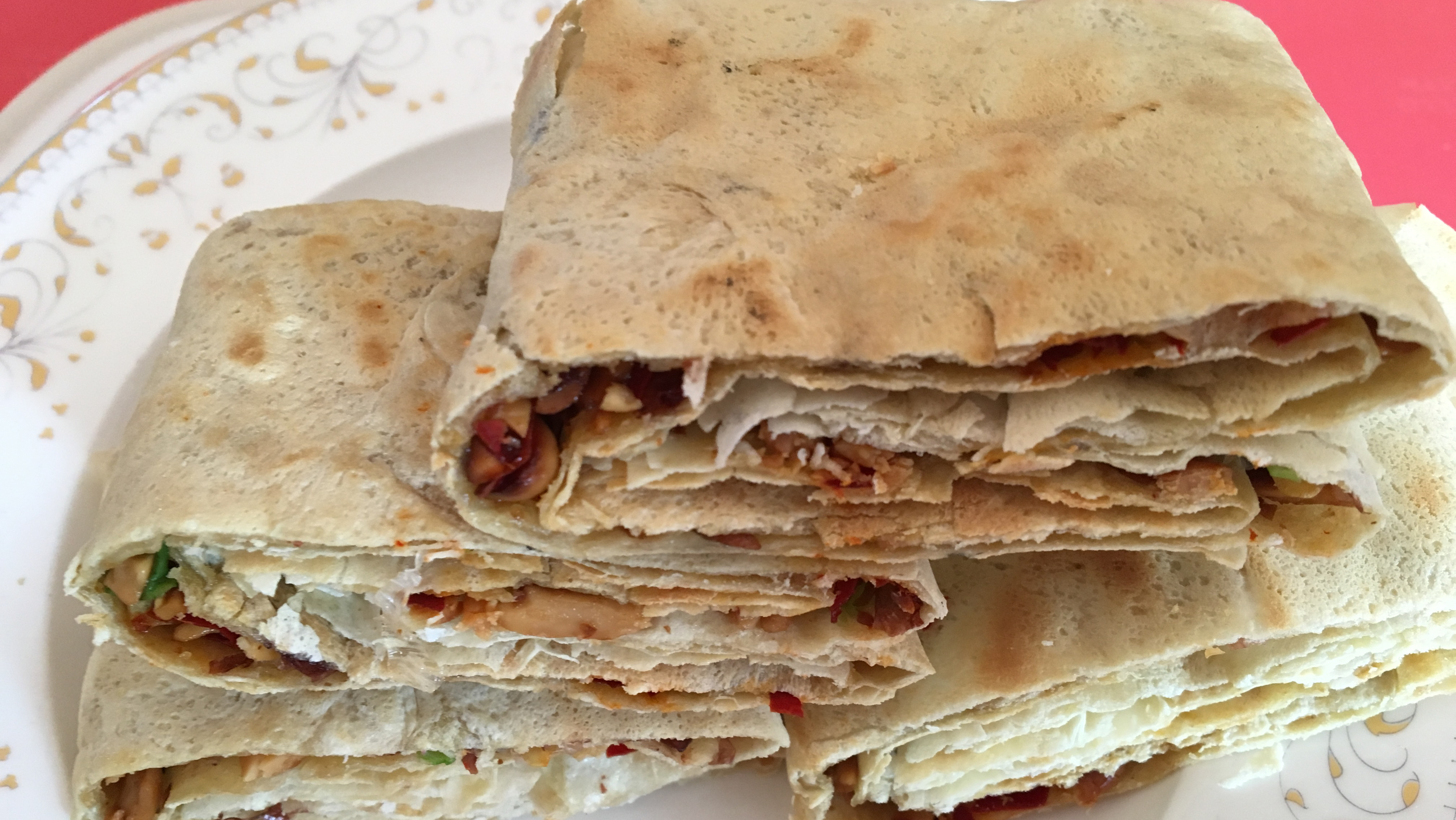 鏊子做的山东菜煎饼,简单易学甩煎饼果子一条街啊