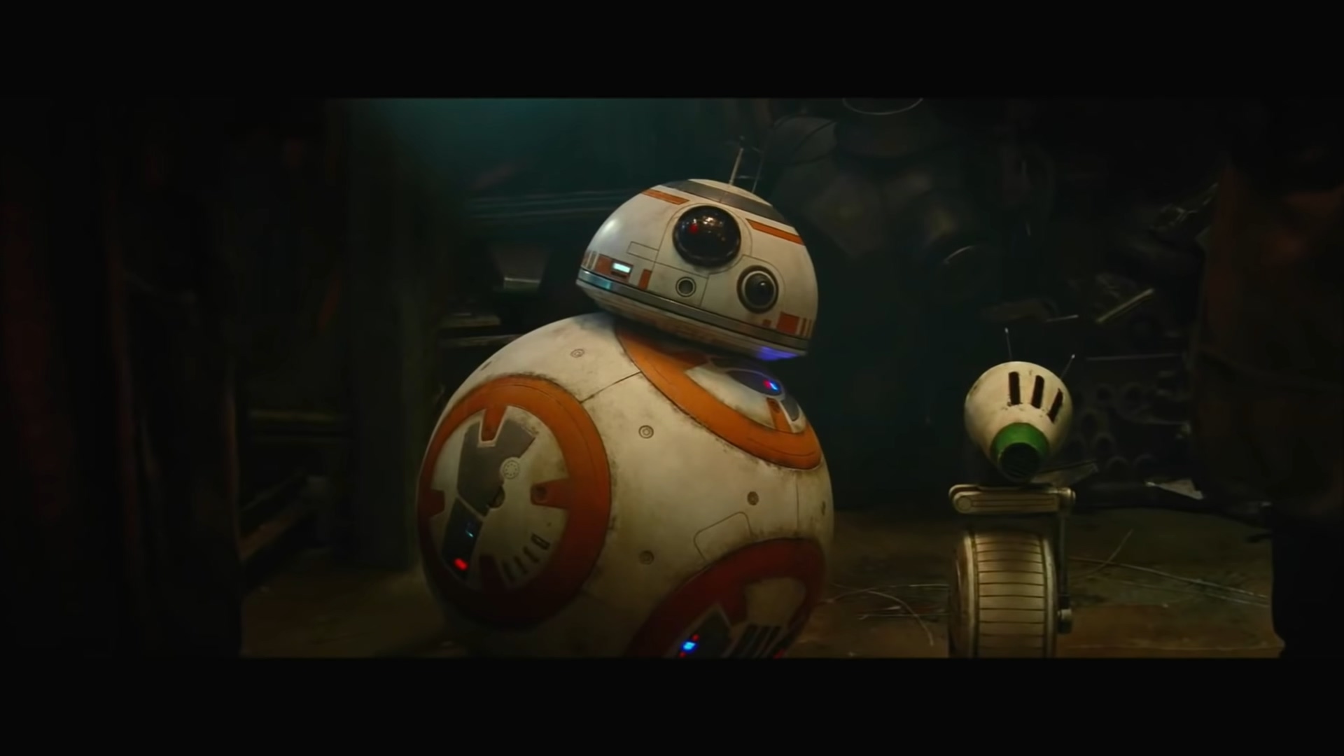 《星球大战9》首曝中文预告 帕尔帕廷皇帝复活